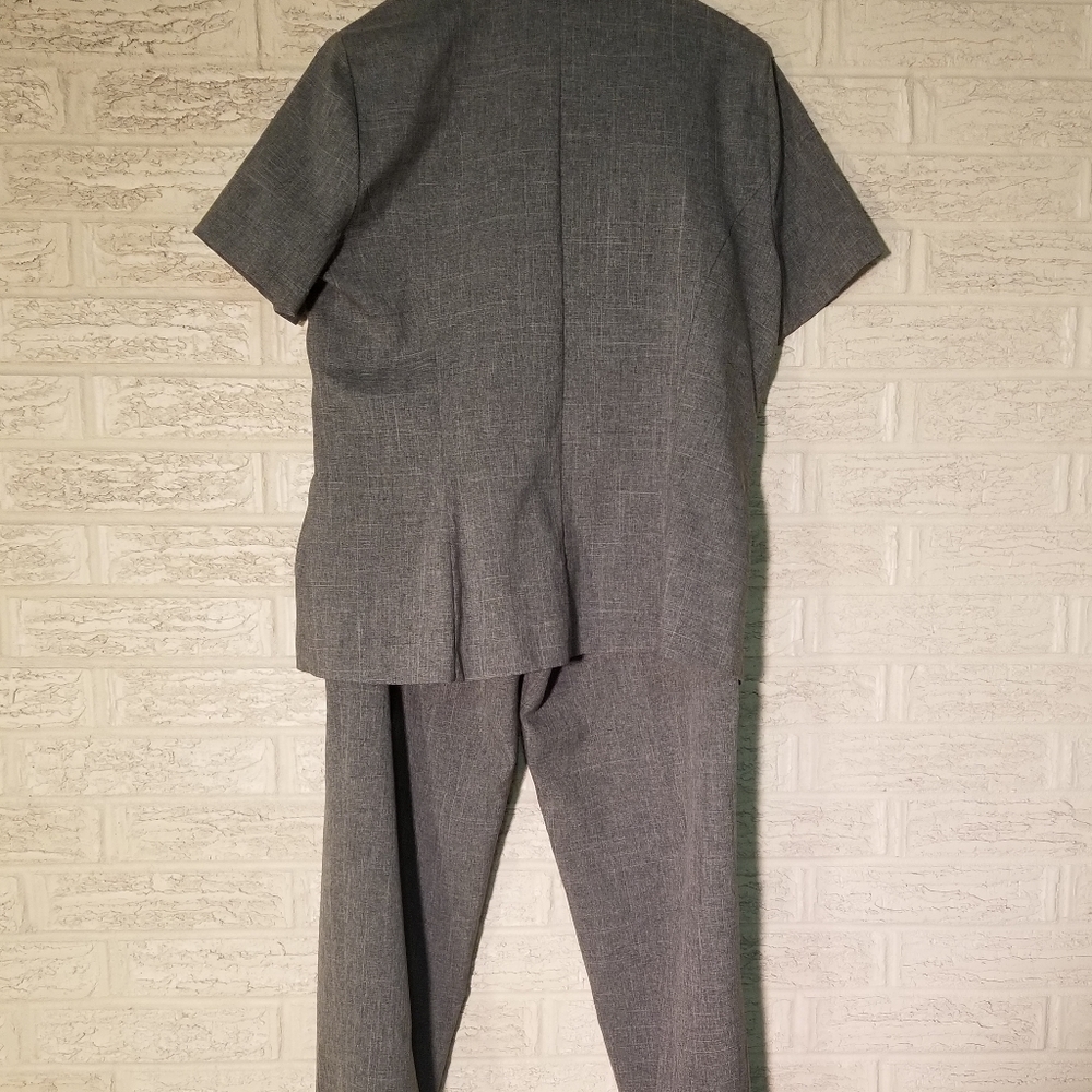 Pant Suits - Picture 3 of 3
